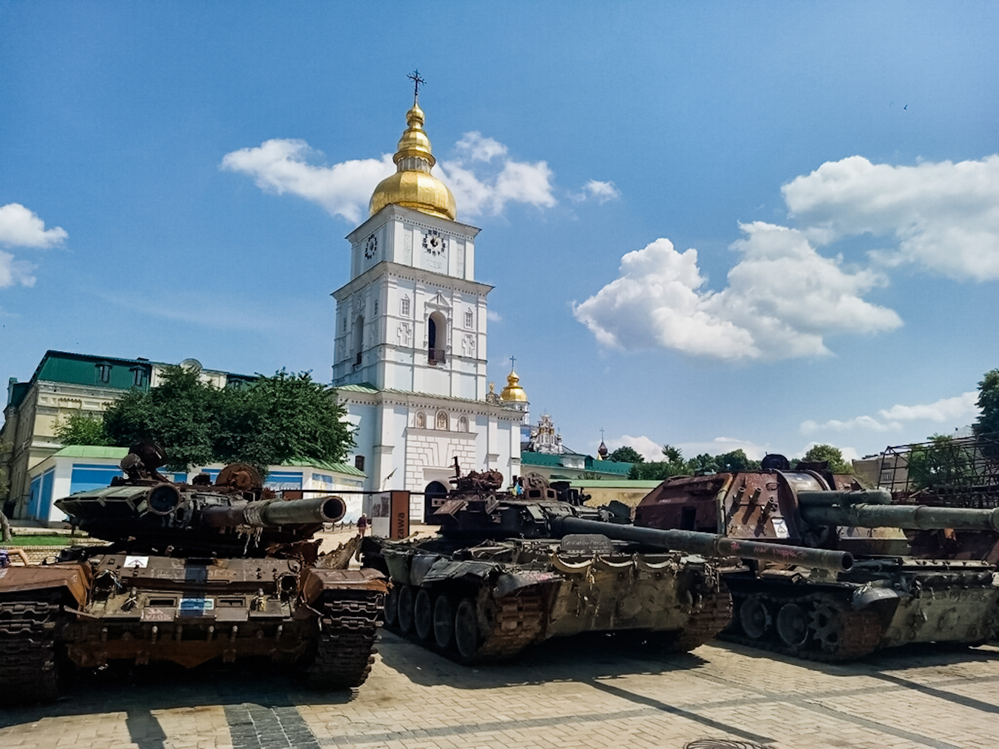 Tanks in a plaza in Ukraine.